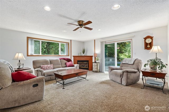 975 Front Street S, Issaquah, WA 98027