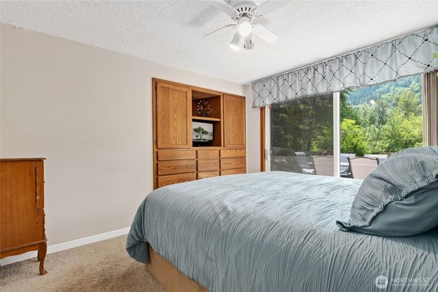 975 Front Street S, Issaquah, WA 98027