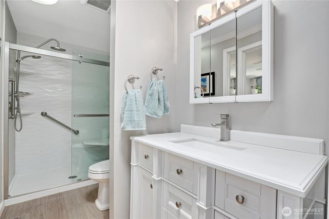 975 Front Street S, Issaquah, WA 98027