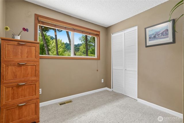 975 Front Street S, Issaquah, WA 98027