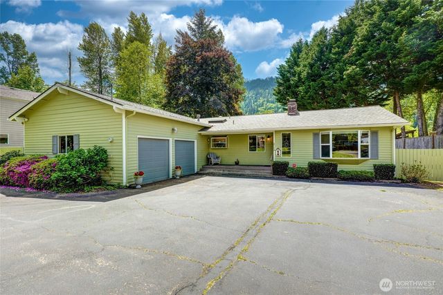 975 Front Street S, Issaquah, WA 98027