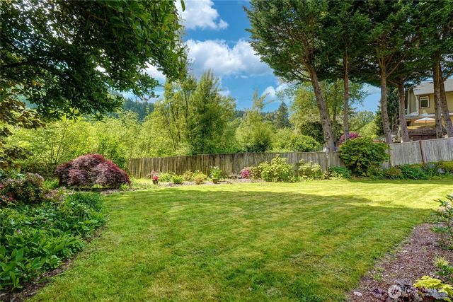 975 Front Street S, Issaquah, WA 98027
