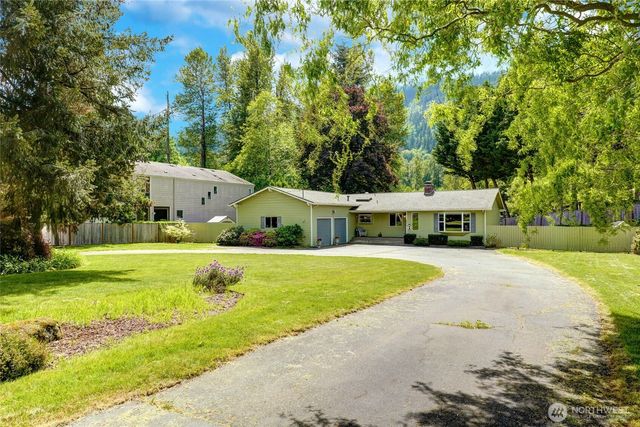 975 Front Street S, Issaquah, WA 98027