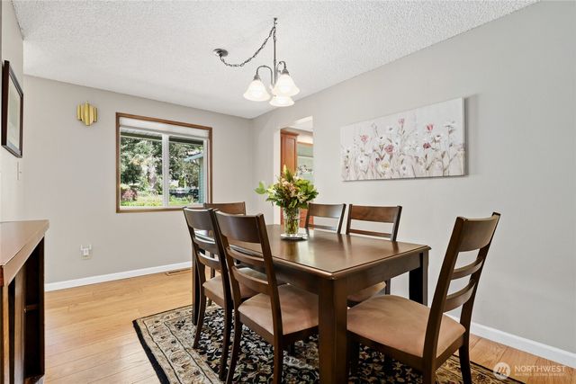 975 Front Street S, Issaquah, WA 98027