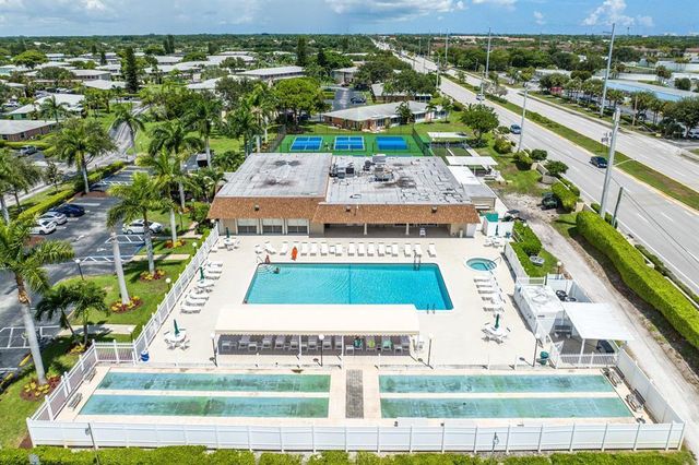 1710 NW 18th Avenue 204, Delray Beach, FL 33445