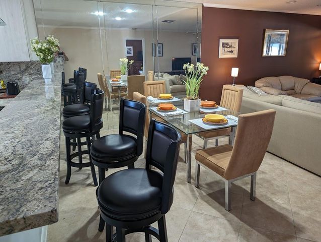 1710 NW 18th Avenue 204, Delray Beach, FL 33445