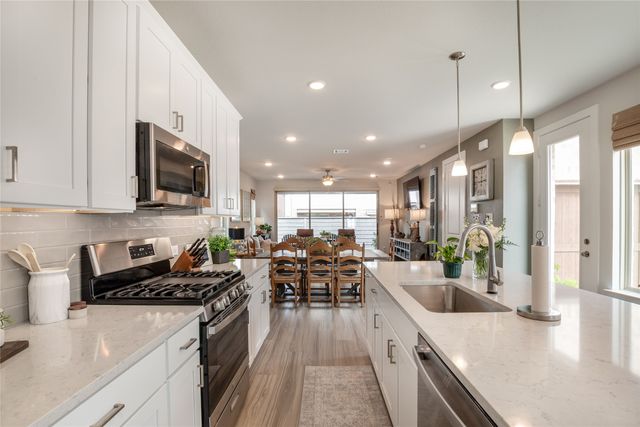 1109 Marigold Street, Aubrey, TX 76227