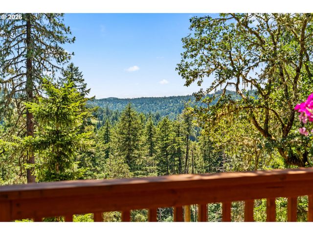 28560 SUTHERLIN Ln, Eugene, OR 97405