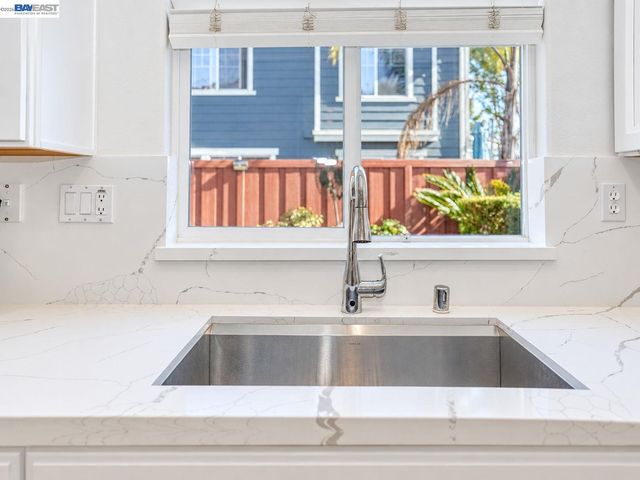1098 Boyle St., Union City, CA 94587