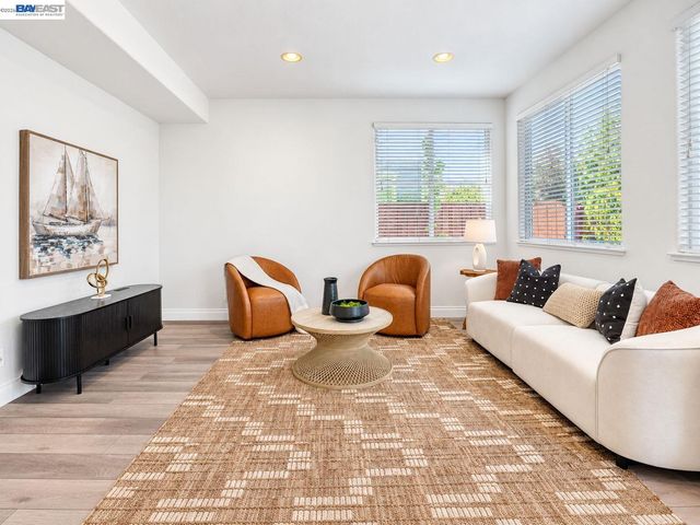1098 Boyle St., Union City, CA 94587