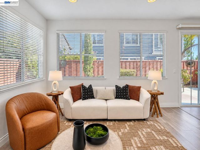 1098 Boyle St., Union City, CA 94587