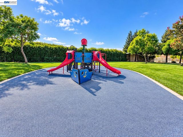 1098 Boyle St., Union City, CA 94587