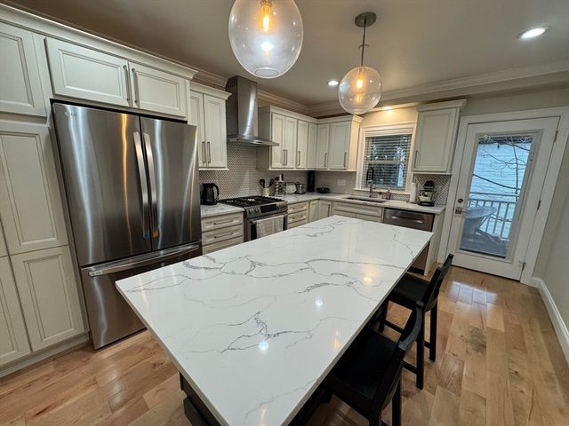 11 Eliot 3, Boston, MA 02130