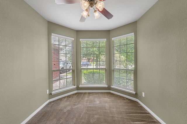 7202 Northfork Drive, Pearland, TX 77584