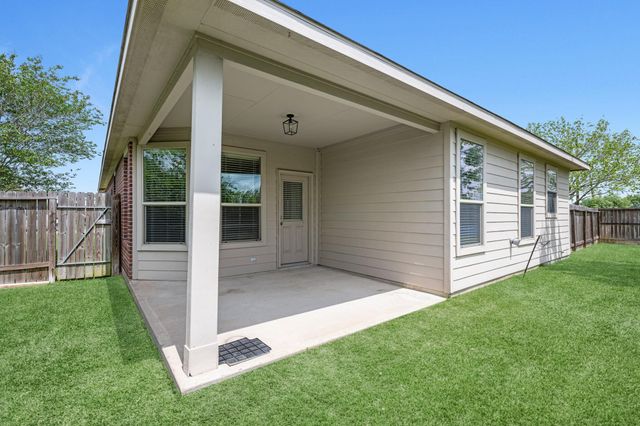 7202 Northfork Drive, Pearland, TX 77584