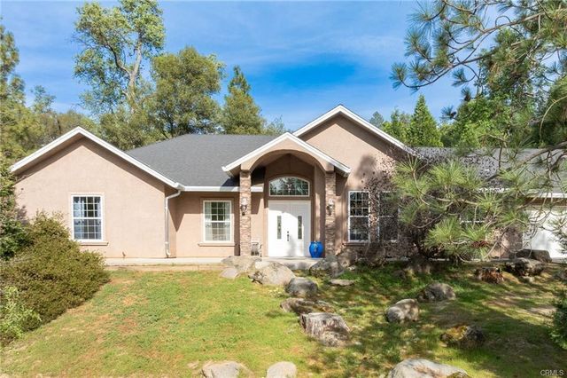 36919 Deer Path Circle, Coarsegold, CA 93614