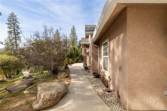 36919 Deer Path Circle, Coarsegold, CA 93614