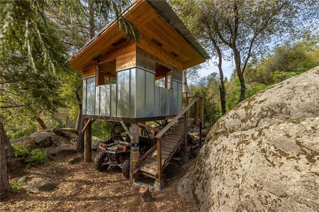 36919 Deer Path Circle, Coarsegold, CA 93614