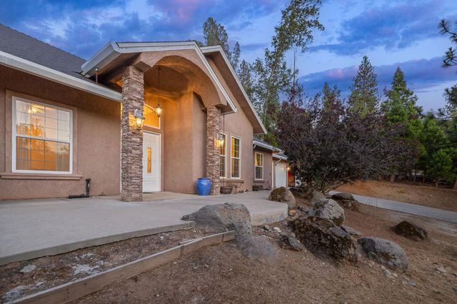 36919 Deer Path Circle, Coarsegold, CA 93614