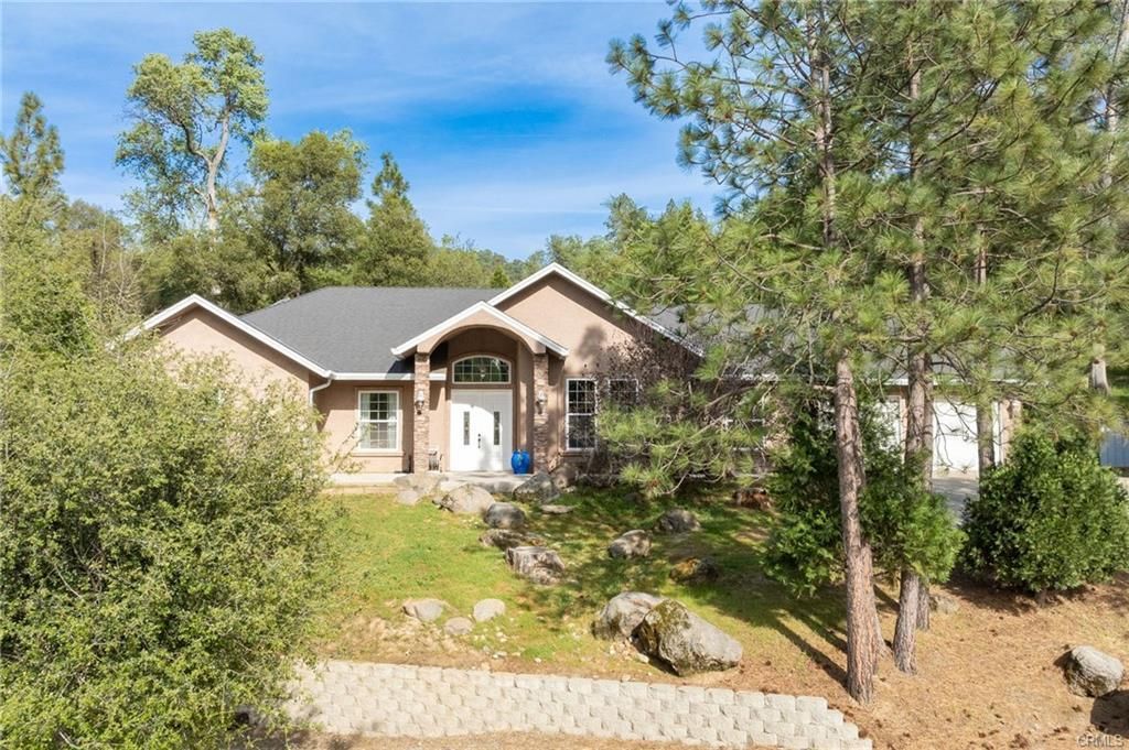 36919 Deer Path Circle, Coarsegold, CA 93614