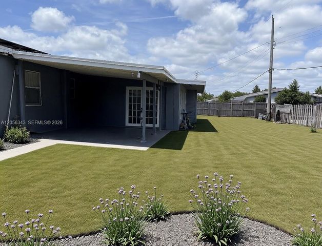 1885 NE 53rd Street, Pompano Beach, FL 33064