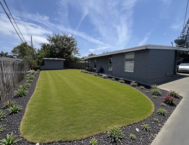 1885 NE 53rd Street, Pompano Beach, FL 33064