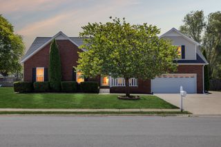 750 Ellie Nat Dr, Clarksville, TN 37040