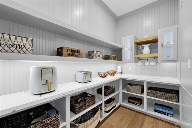 2905 Nacona Drive, Edinburg, TX 78542