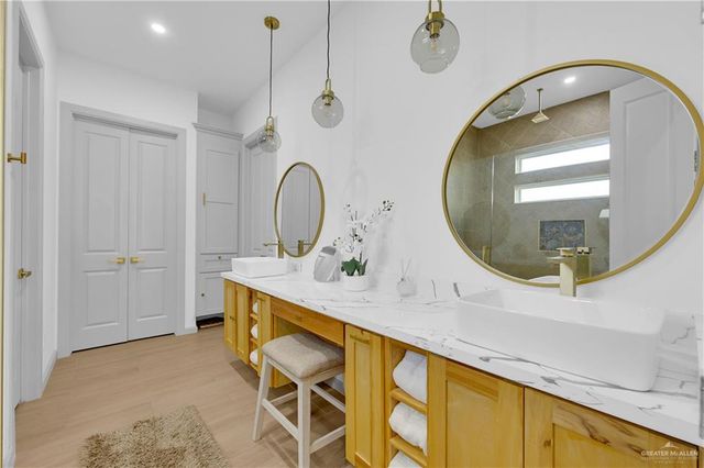 2905 Nacona Drive, Edinburg, TX 78542