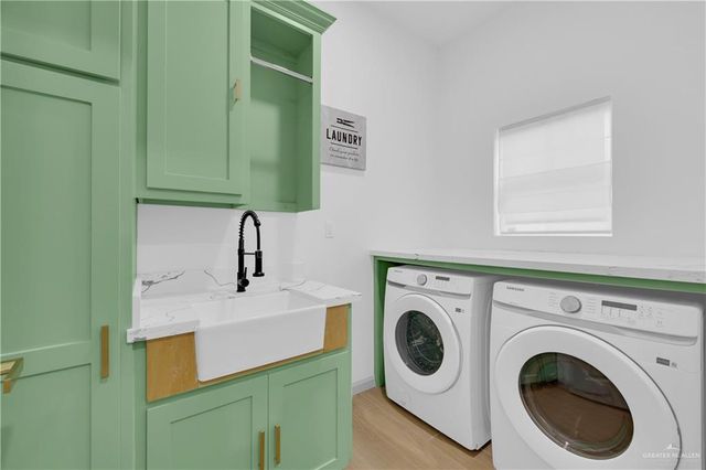 2905 Nacona Drive, Edinburg, TX 78542