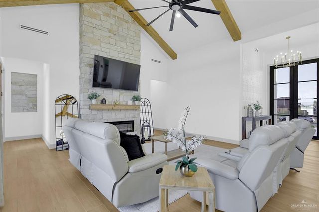 2905 Nacona Drive, Edinburg, TX 78542