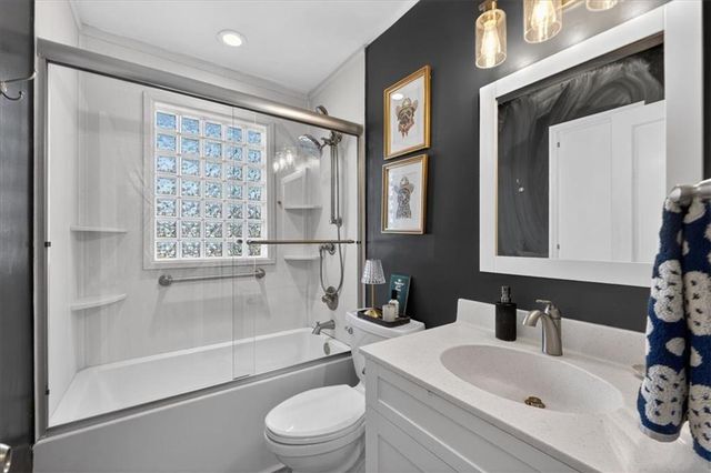 5501 Roe Avenue, Roeland Park, KS 66205