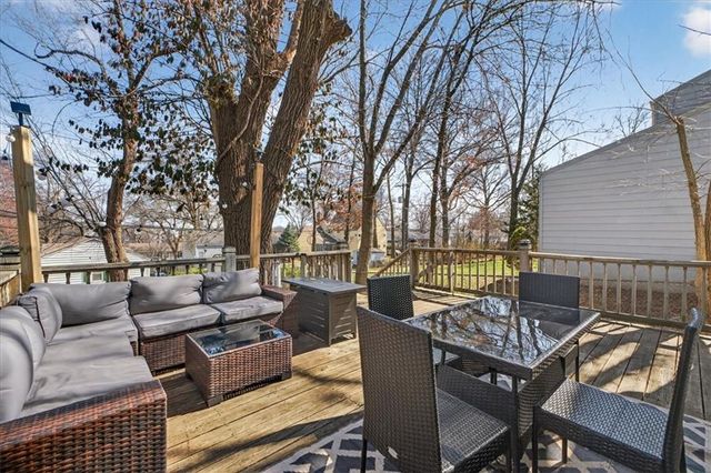 5501 Roe Avenue, Roeland Park, KS 66205