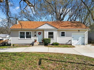 5501 Roe Avenue, Roeland Park, KS 66205