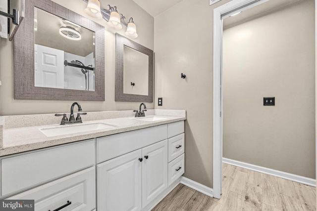 16270 GAYLE CT, Triangle, VA 22172