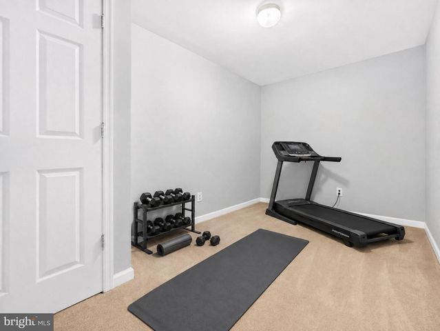16270 GAYLE CT, Triangle, VA 22172