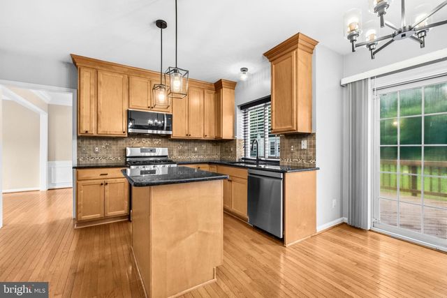 16270 GAYLE CT, Triangle, VA 22172