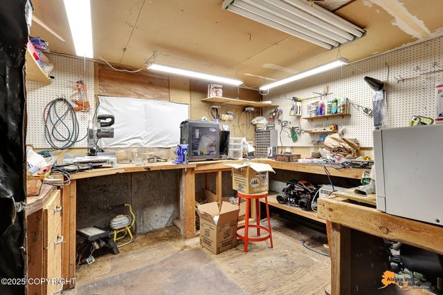 5150 N Aycock Place, Wasilla, AK 99623