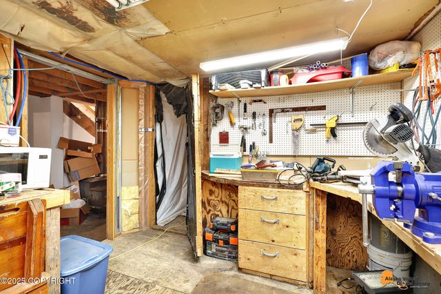 5150 N Aycock Place, Wasilla, AK 99623