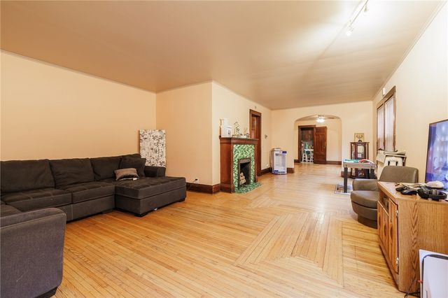 185-187 Mt Vernon Avenue, Rochester, NY 14620