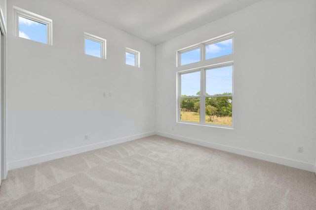 125 Stockman DR, Dripping Springs, TX 78620