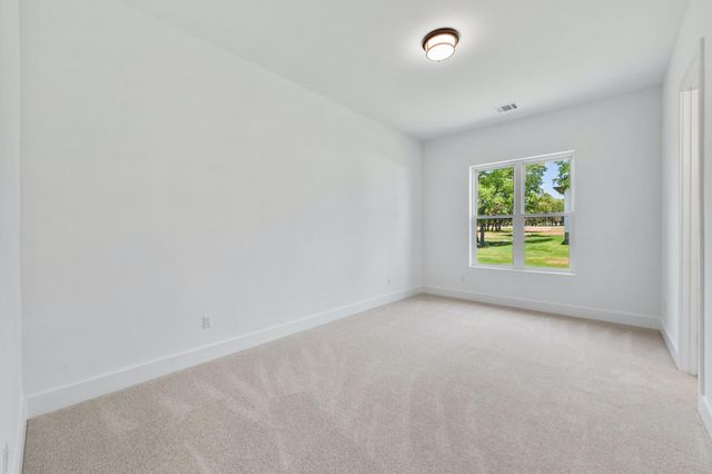 125 Stockman DR, Dripping Springs, TX 78620