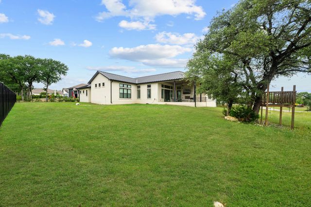 125 Stockman DR, Dripping Springs, TX 78620