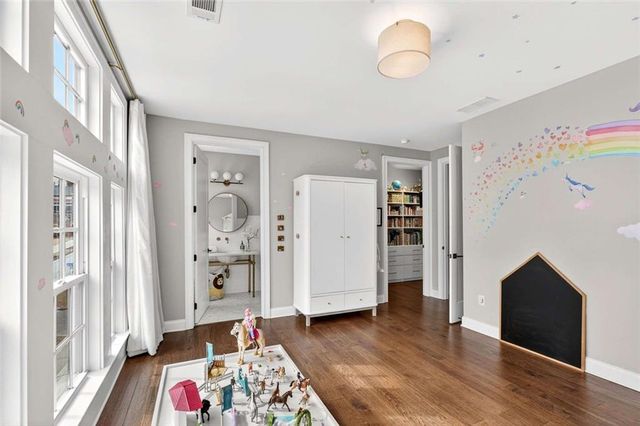 263 Devin NE Place 24, Atlanta, GA 30305