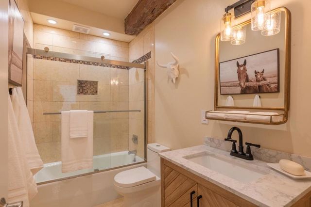 31315 Via La Naranga, Carmel Valley, CA 93924