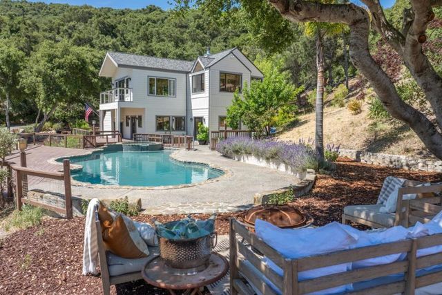 31315 Via La Naranga, Carmel Valley, CA 93924
