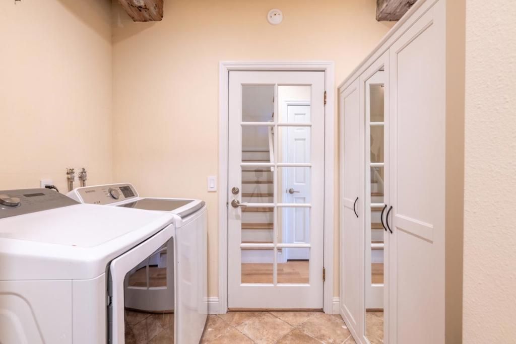 Image 22 of property listing at 31315 Via La Naranga, Carmel Valley, CA 93924