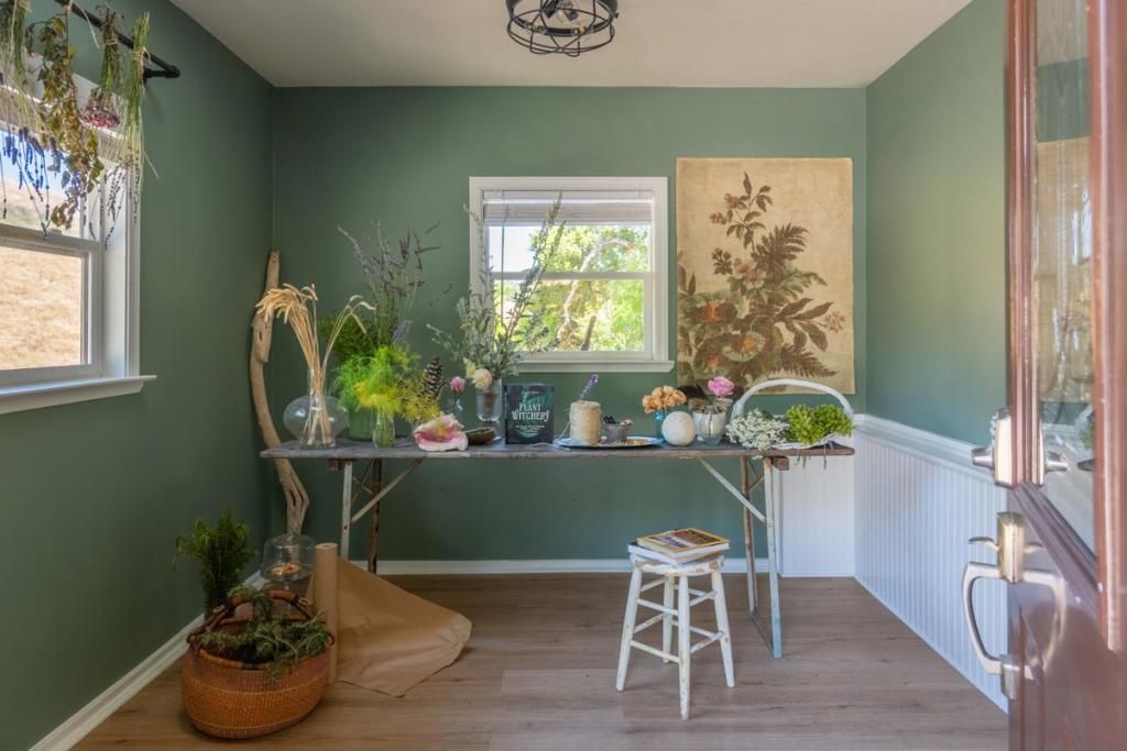 Image 30 of property listing at 31315 Via La Naranga, Carmel Valley, CA 93924