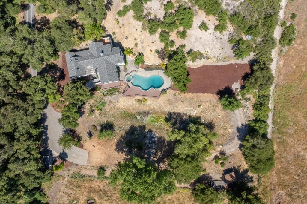 Image 32 of property listing at 31315 Via La Naranga, Carmel Valley, CA 93924