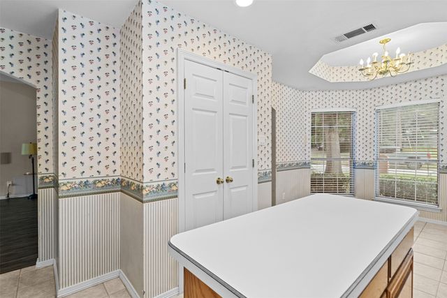 4908 Oldfield Drive, Arlington, TX 76016